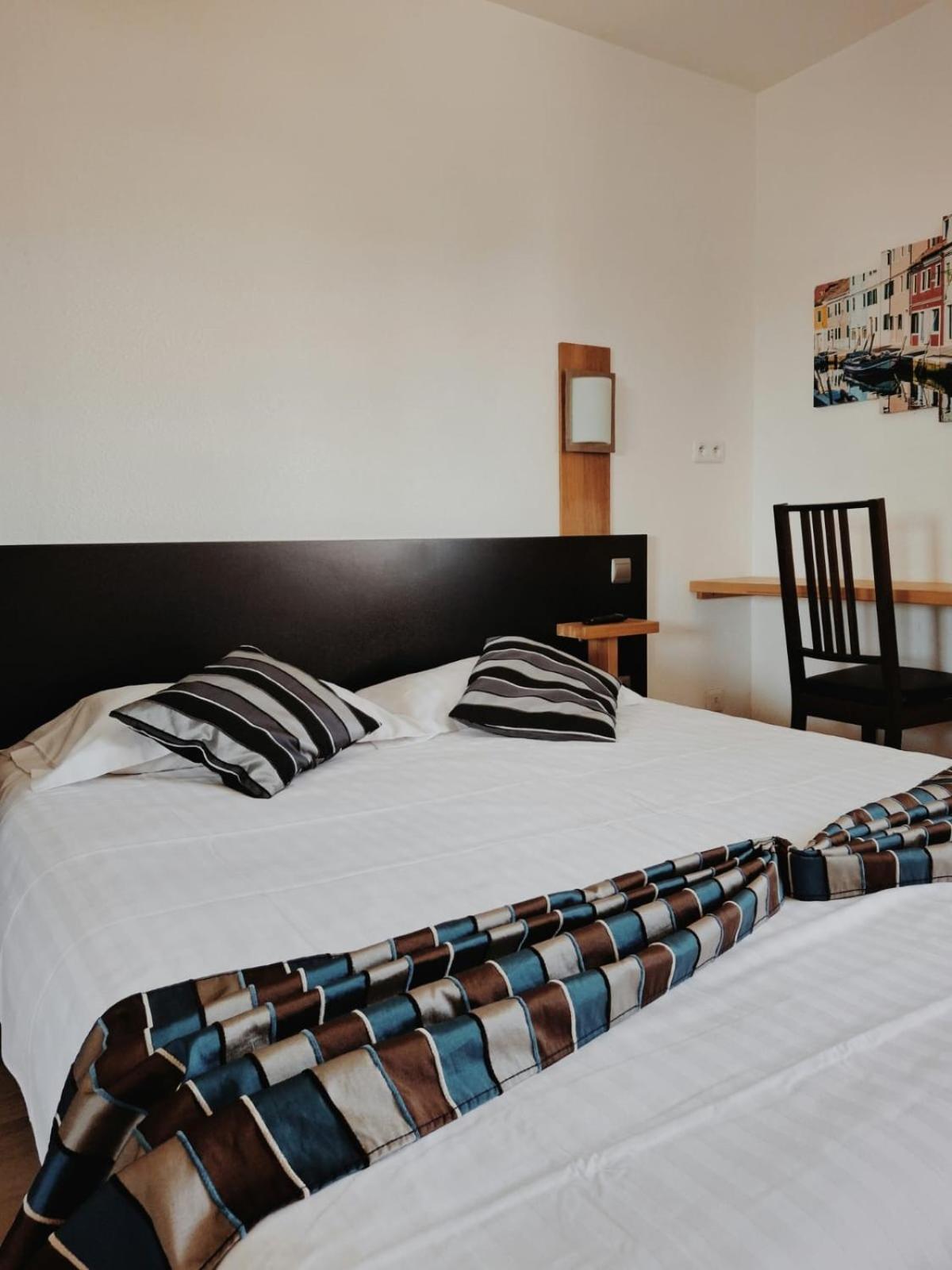 Appart'Hotel Residella House Room & Kitchen Avignon Le Pontet Le Pontet  Exterior foto