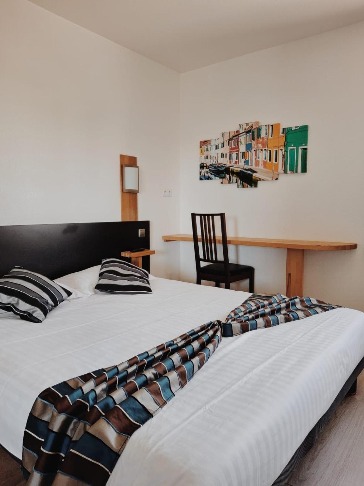 Appart'Hotel Residella House Room & Kitchen Avignon Le Pontet Le Pontet  Exterior foto