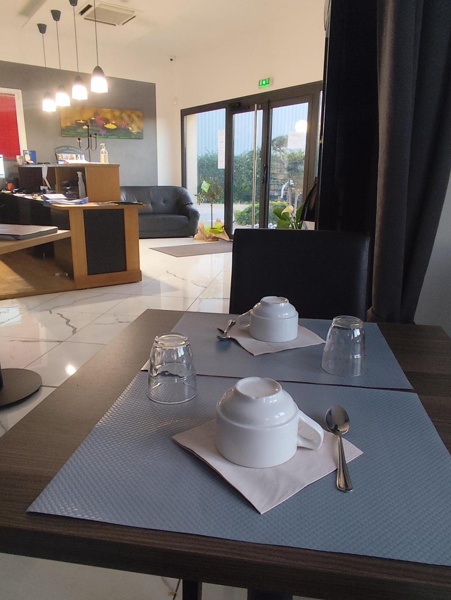 Appart'Hotel Residella House Room & Kitchen Avignon Le Pontet Le Pontet  Exterior foto