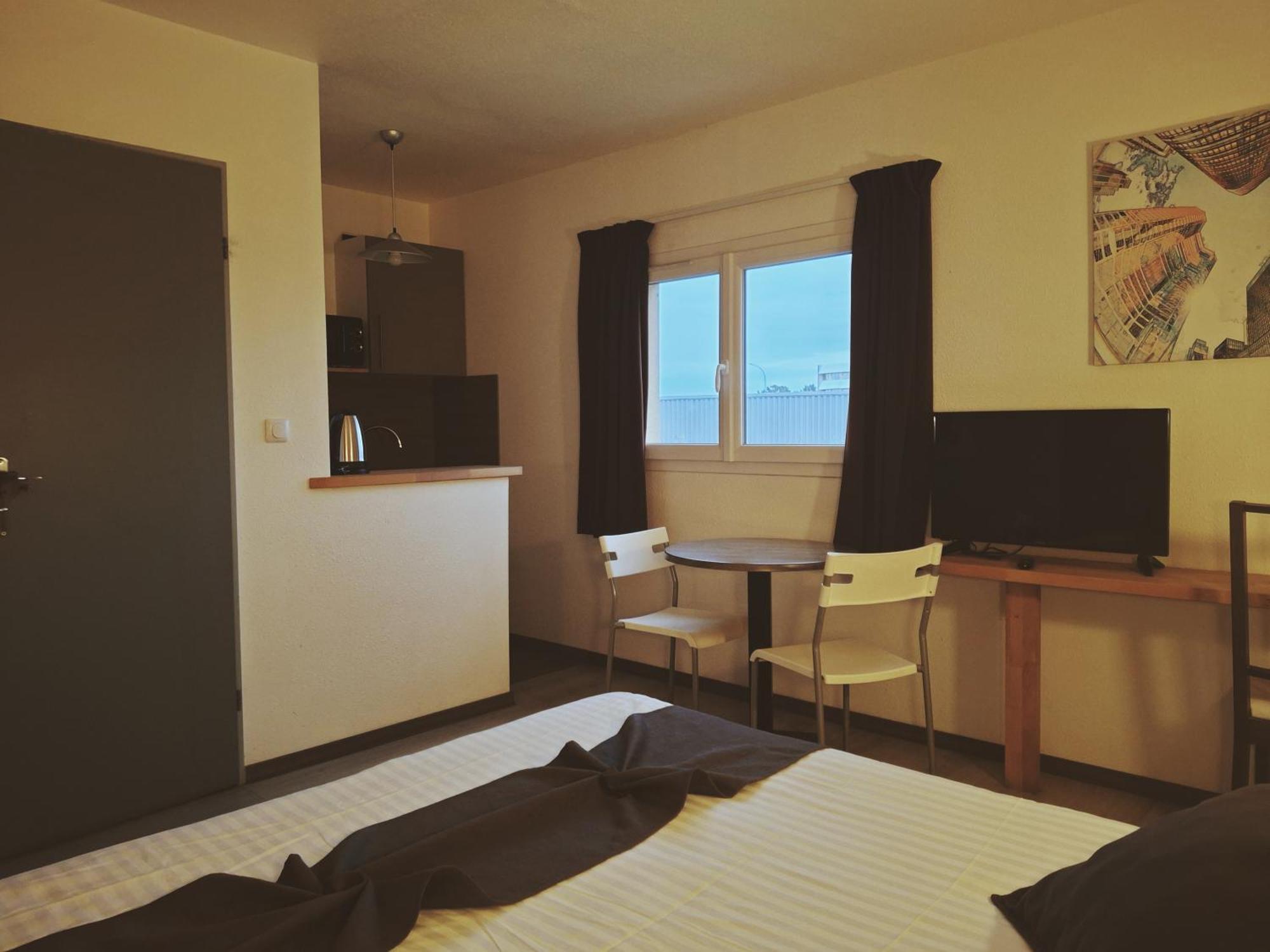 Appart'Hotel Residella House Room & Kitchen Avignon Le Pontet Le Pontet  Exterior foto