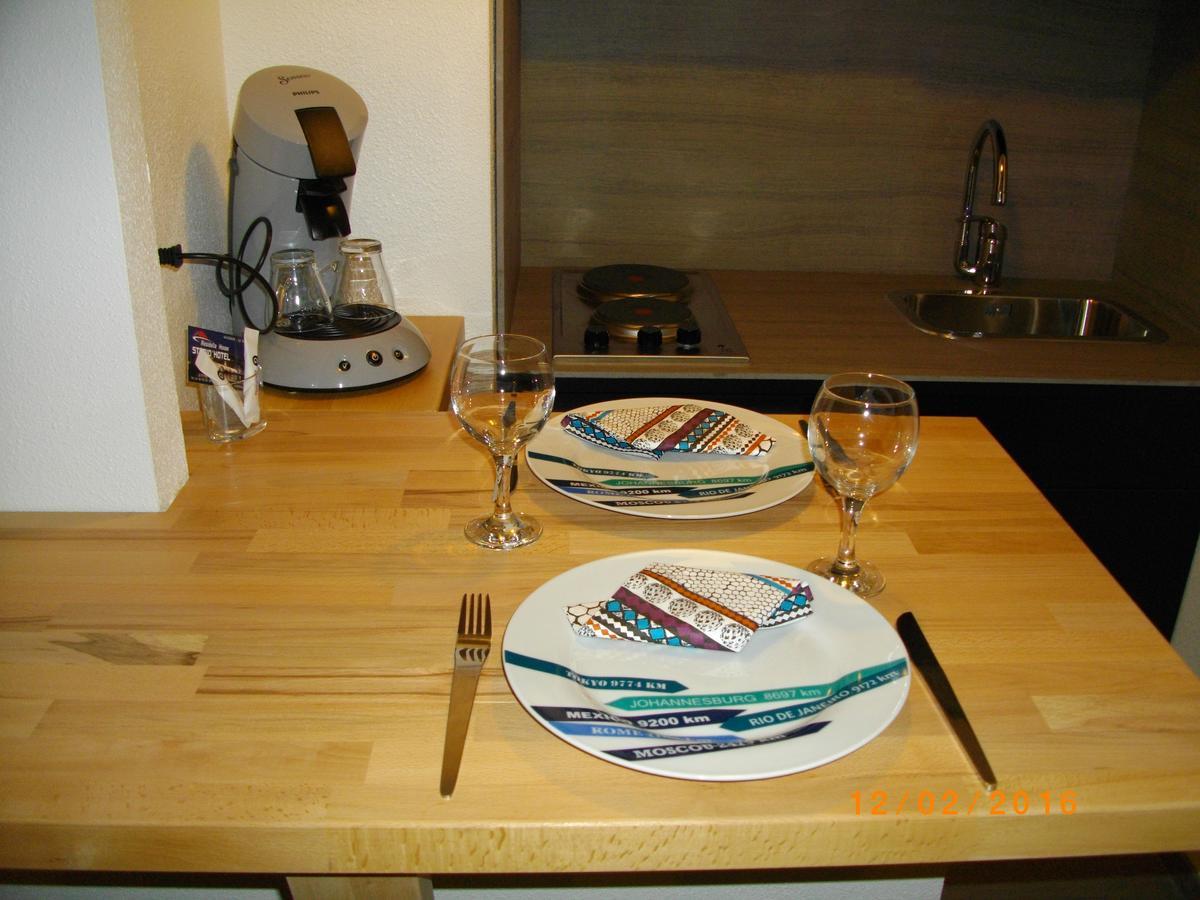 Appart'Hotel Residella House Room & Kitchen Avignon Le Pontet Le Pontet  Exterior foto